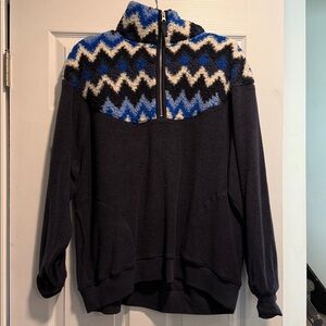 NWT Aerie Sherpa top pull over size Small